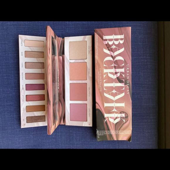 Urban Decay Other - Urban Decay Backtalk Eyeshadow Palette